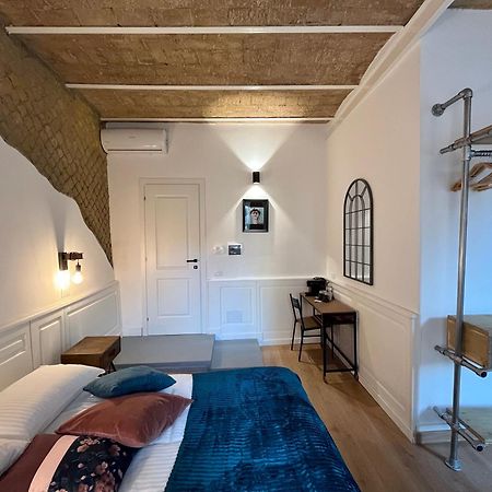 Domus Avi - Guest House Рим Екстериор снимка