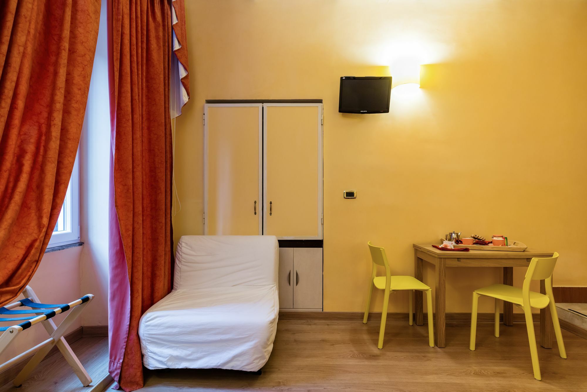 Domus Avi - Guest House Рим Екстериор снимка