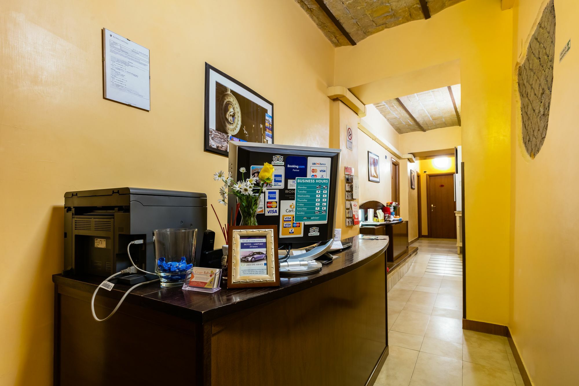 Domus Avi - Guest House Рим Екстериор снимка